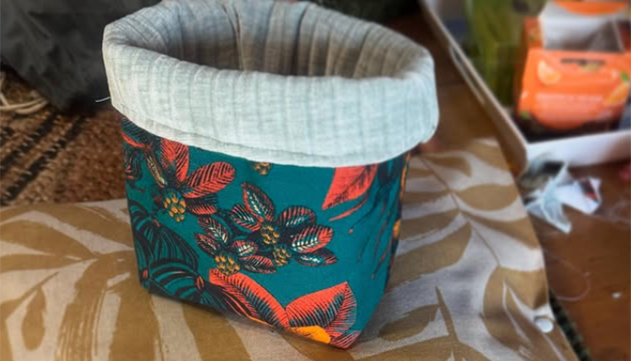 Pochon fourre tout et housses de coussin, en première coutures