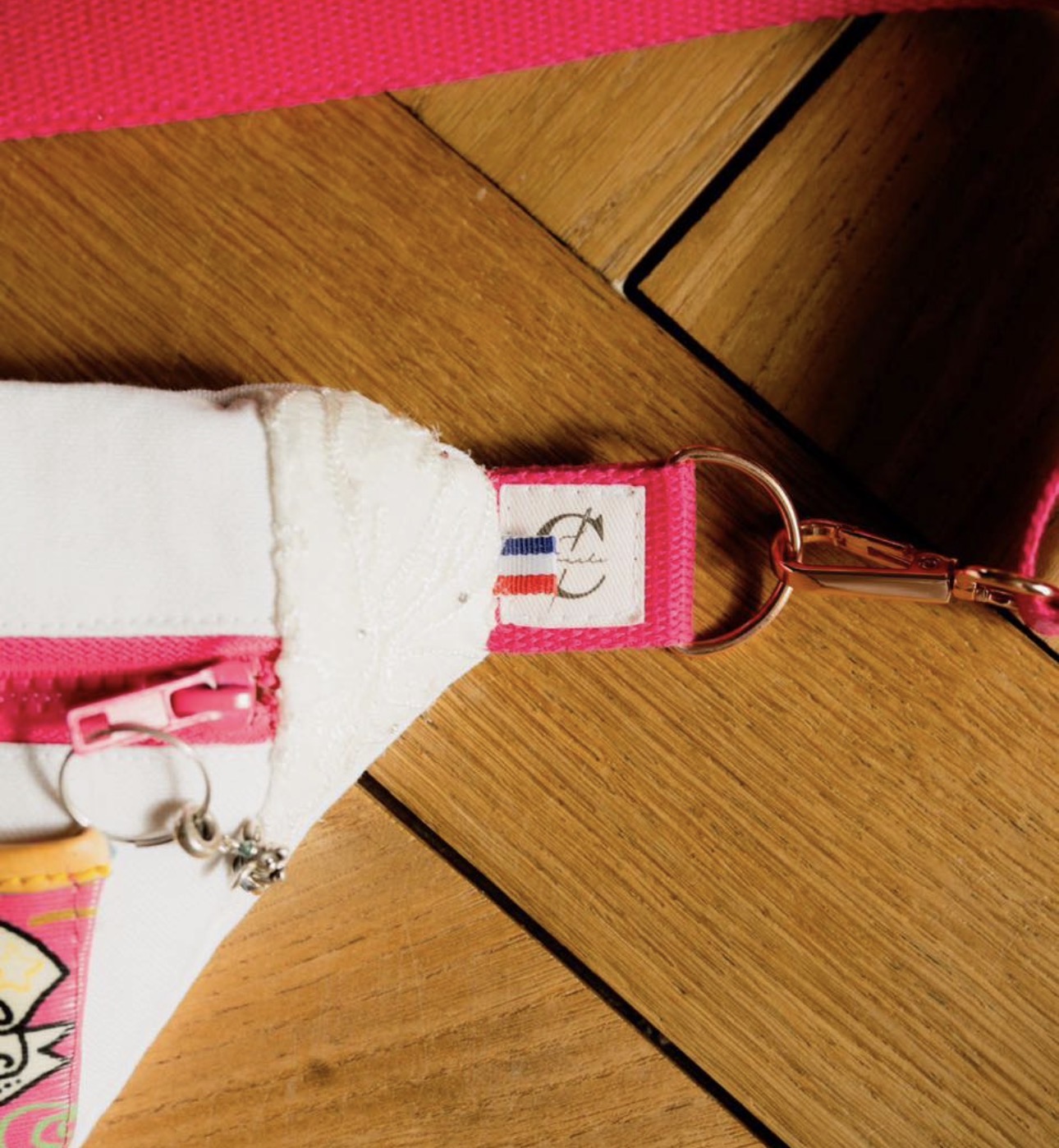 Banane Upcyclée avec une robe de mariée et un sac disney Cherbourg-en-Cotentin Touche C Normandie